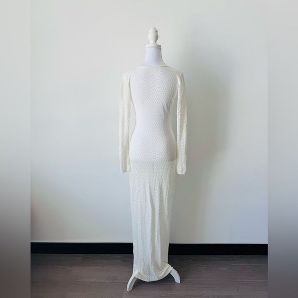 White Cover Up Long Sleeve Dress 🤍 - Picture 6 of 7